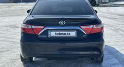 Toyota Camry 2016 года за 8 200 000 тг. в Уральск – фото 4