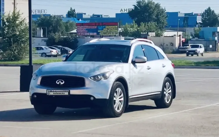 Infiniti FX35 2009 года за 7 800 000 тг. в Актобе