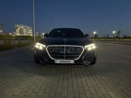 Mercedes-Benz S 450 2026 года за 126 000 000 тг. в Астана