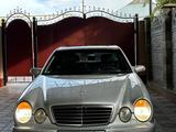 Mercedes-Benz E 430 2001 годаfor6 000 000 тг. в Мерке