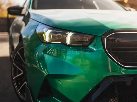 BMW M5 2025 года за 84 500 000 тг. в Алматы – фото 7