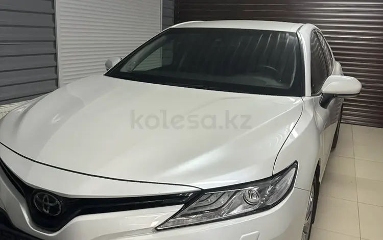 Toyota Camry 2021 годаfor17 500 000 тг. в Шымкент