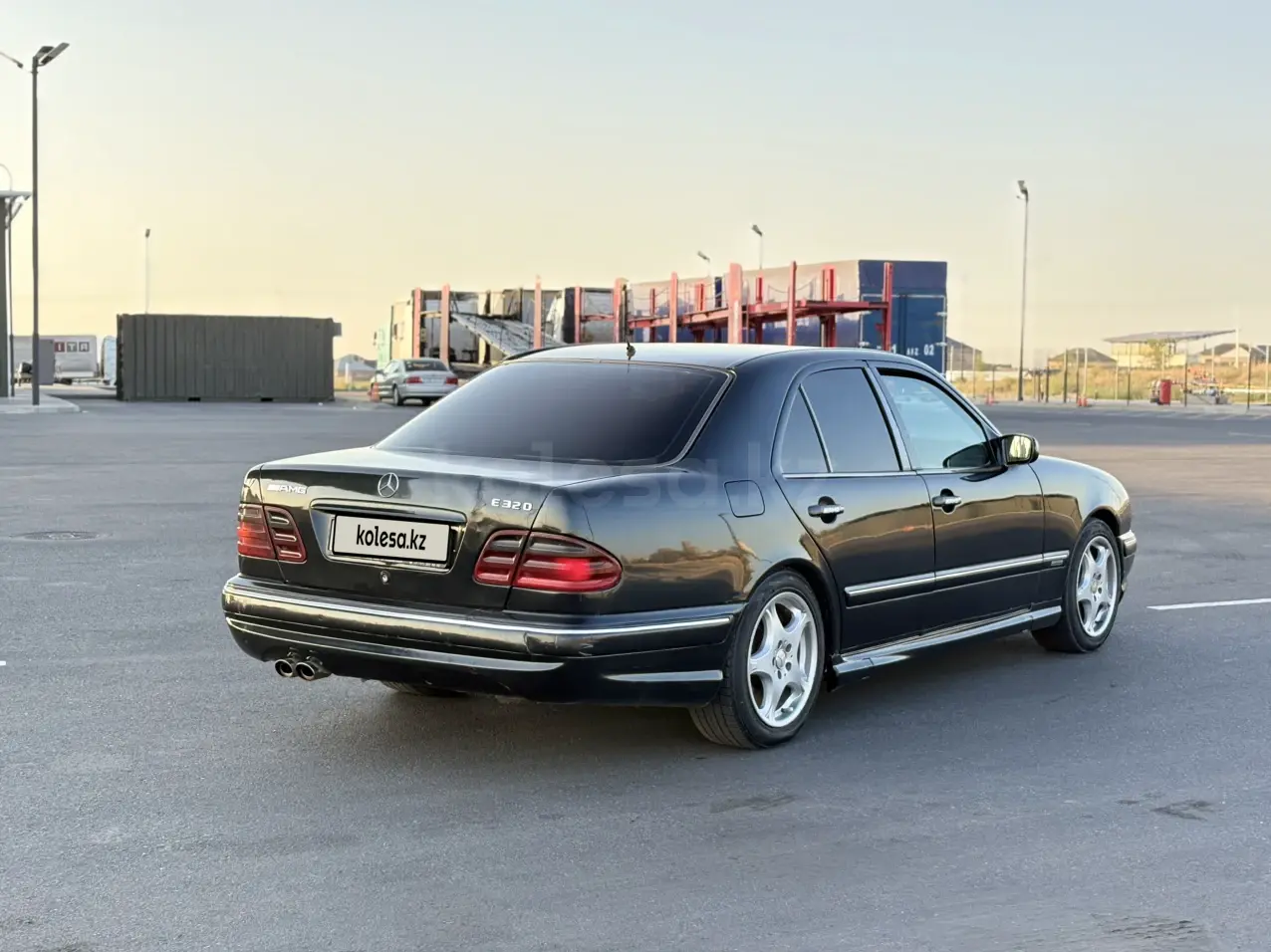 Mercedes-Benz E-Class, 2001