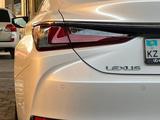 Lexus ES 250 2021 года за 23 500 000 тг. в Алматы – фото 2