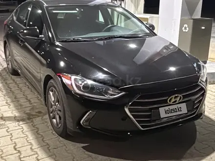 Hyundai Elantra 2018 года за 4 500 000 тг. в Атырау – фото 3