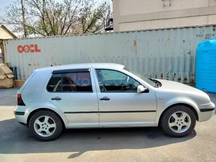 Volkswagen Golf 2001 года за 2 100 000 тг. в Алматы – фото 3