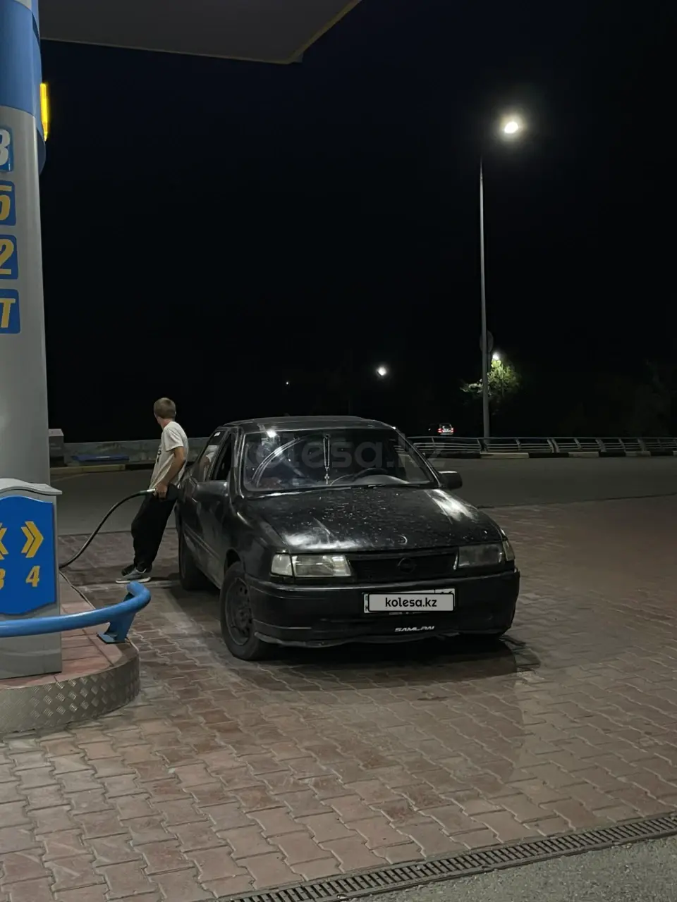 Opel Vectra, 1992