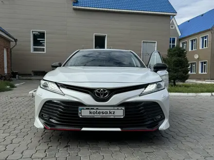 Toyota Camry 2020 года за 14 100 000 тг. в Экибастуз