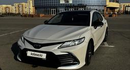 Toyota Camry 2022 годаүшін16 900 000 тг. в Алматы – фото 3