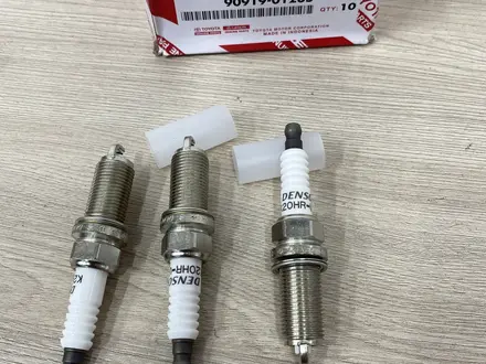90919-01235 свеча зажигания K20HR-U11 за 3 000 тг. в Алматы