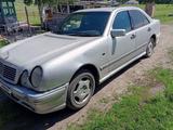Mercedes-Benz E 230 1996 годаүшін1 700 000 тг. в Усть-Каменогорск – фото 2
