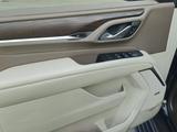 GMC Yukon 2022 годаүшін42 000 000 тг. в Караганда – фото 2