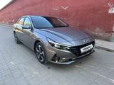 Hyundai Elantra 2022 года за 12 200 000 тг. в Актобе – фото 4