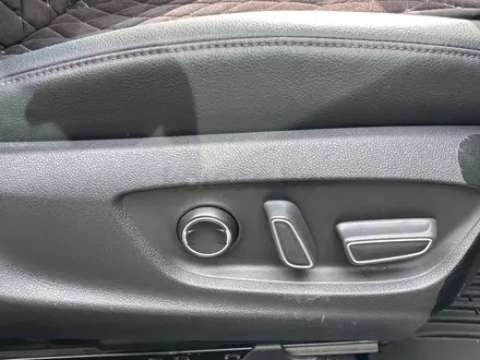 Toyota Camry 2019 года за 14 700 000 тг. в Астана – фото 33