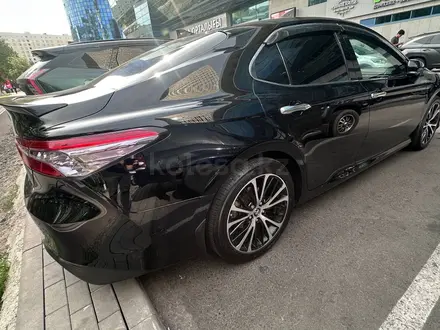 Toyota Camry 2019 года за 14 700 000 тг. в Астана – фото 6