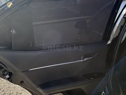 Toyota Camry 2019 года за 14 700 000 тг. в Астана – фото 17