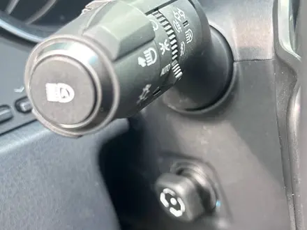 Toyota Camry 2019 года за 14 700 000 тг. в Астана – фото 30