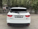 Jaguar F-Pace 2016 года за 16 500 000 тг. в Алматы – фото 4