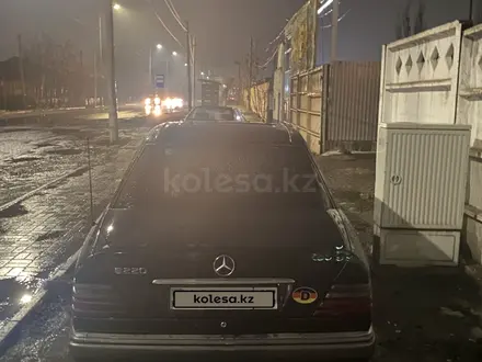 Mercedes-Benz E 200 1994 года за 1 500 000 тг. в Туркестан – фото 20