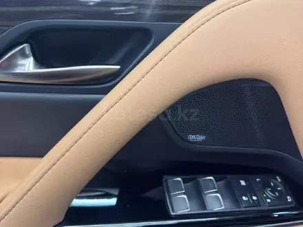 Lexus LX 600 Luxury+ 2025 года за 77 000 000 тг. в Алматы – фото 15