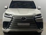 Lexus LX 600 Luxury+ 2025 года за 77 000 000 тг. в Алматы – фото 2