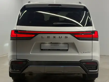 Lexus LX 600 Luxury+ 2025 года за 77 000 000 тг. в Алматы – фото 5