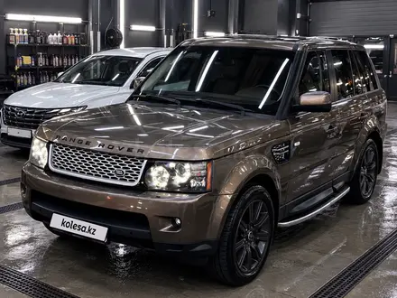 Land Rover Range Rover Sport 2013 года за 14 000 000 тг. в Алматы – фото 2