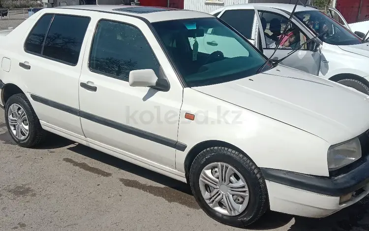 Volkswagen Vento 1993 года за 1 000 000 тг. в Шымкент