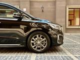 Kia Carnival 2018 года за 12 500 000 тг. в Алматы – фото 2