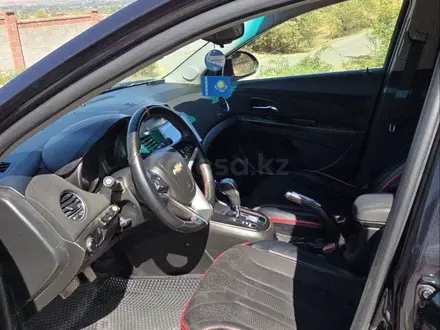 Chevrolet Cruze 2012 года за 3 900 000 тг. в Алматы – фото 8