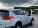 Toyota RAV4 2015 года за 8 800 000 тг. в Караганда – фото 2