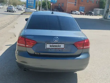 Volkswagen Passat 2013 года за 4 300 000 тг. в Актобе – фото 5