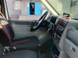 Volkswagen Transporter 2000 года за 4 500 000 тг. в Караганда – фото 3