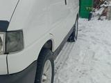 Volkswagen Transporter 2000 годаүшін4 200 000 тг. в Караганда – фото 2
