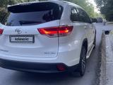 Toyota Highlander 2017 годаfor17 200 000 тг. в Шымкент – фото 4