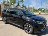 Kia Carnival 2022 года за 18 400 000 тг. в Астана – фото 2