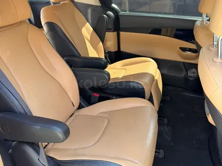 Kia Carnival 2022 года за 18 400 000 тг. в Астана – фото 8