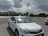 Toyota Camry 2016 года за 11 800 000 тг. в Алматы – фото 2