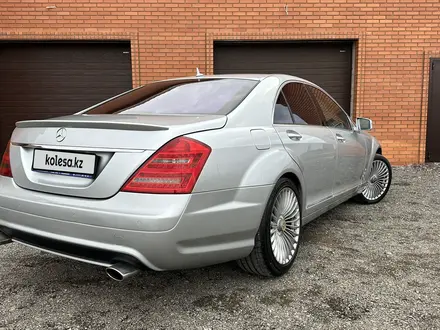 Mercedes-Benz S 500 2006 года за 6 500 000 тг. в Усть-Каменогорск – фото 32