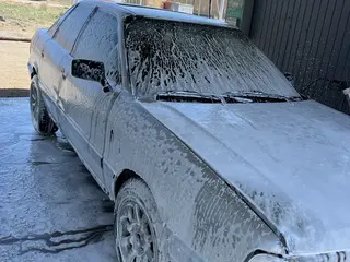 Audi 80