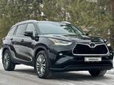 Toyota Highlander 2023 года за 32 000 000 тг. в Астана – фото 3
