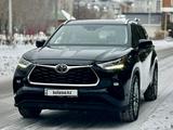 Toyota Highlander 2023 года за 32 000 000 тг. в Астана – фото 4