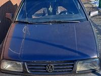 Volkswagen Vento 1993 годаfor1 100 000 тг. в Алматы