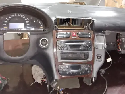 TitanAuto C-class W203 торпедо за 50 000 тг. в Астана – фото 8