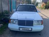 Mercedes-Benz E 260 1989 годаүшін1 100 000 тг. в Алматы – фото 2