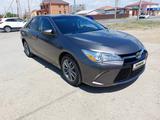 Toyota Camry 2016 года за 9 000 000 тг. в Атырау – фото 3