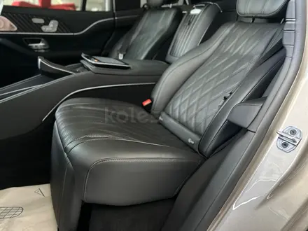 Mercedes-Maybach GLS 600 4MATIC 2025 года за 168 446 000 тг. в Алматы – фото 12