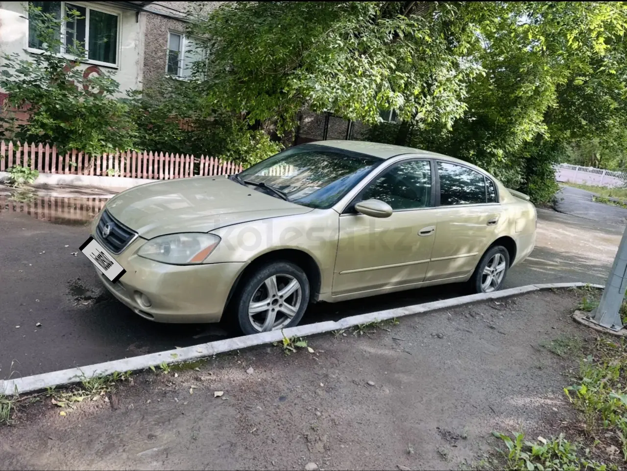 Nissan Altima, 2002