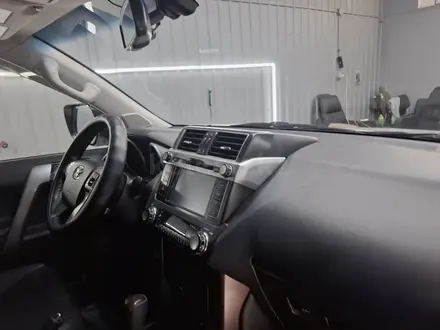 Toyota Land Cruiser Prado 2017 года за 26 166 000 тг. в Актау