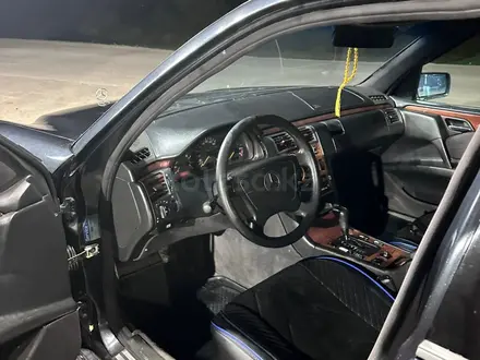 Mercedes-Benz E 230 1997 года за 1 700 000 тг. в Тараз – фото 8